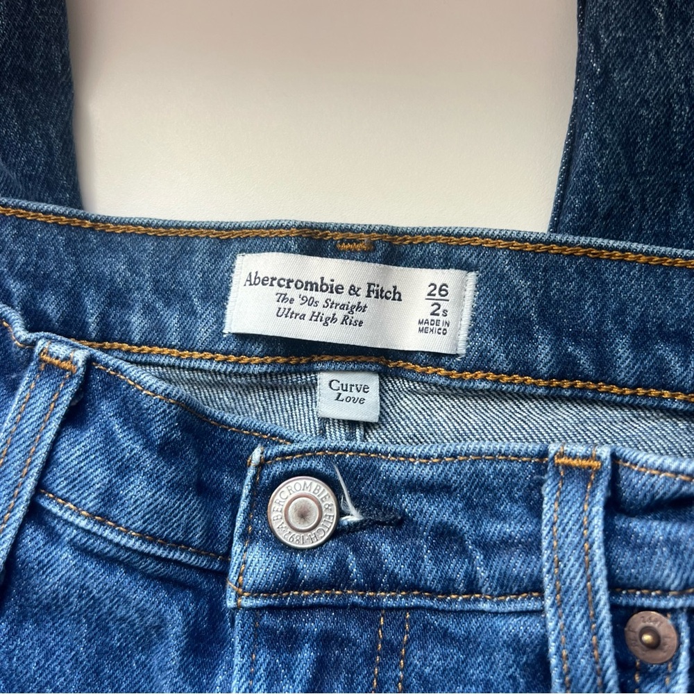 ABERCROMBIE & FITCH 90’S STRAIGHT ULTRA HIGH RISE JEANS - Picture 9 of 10